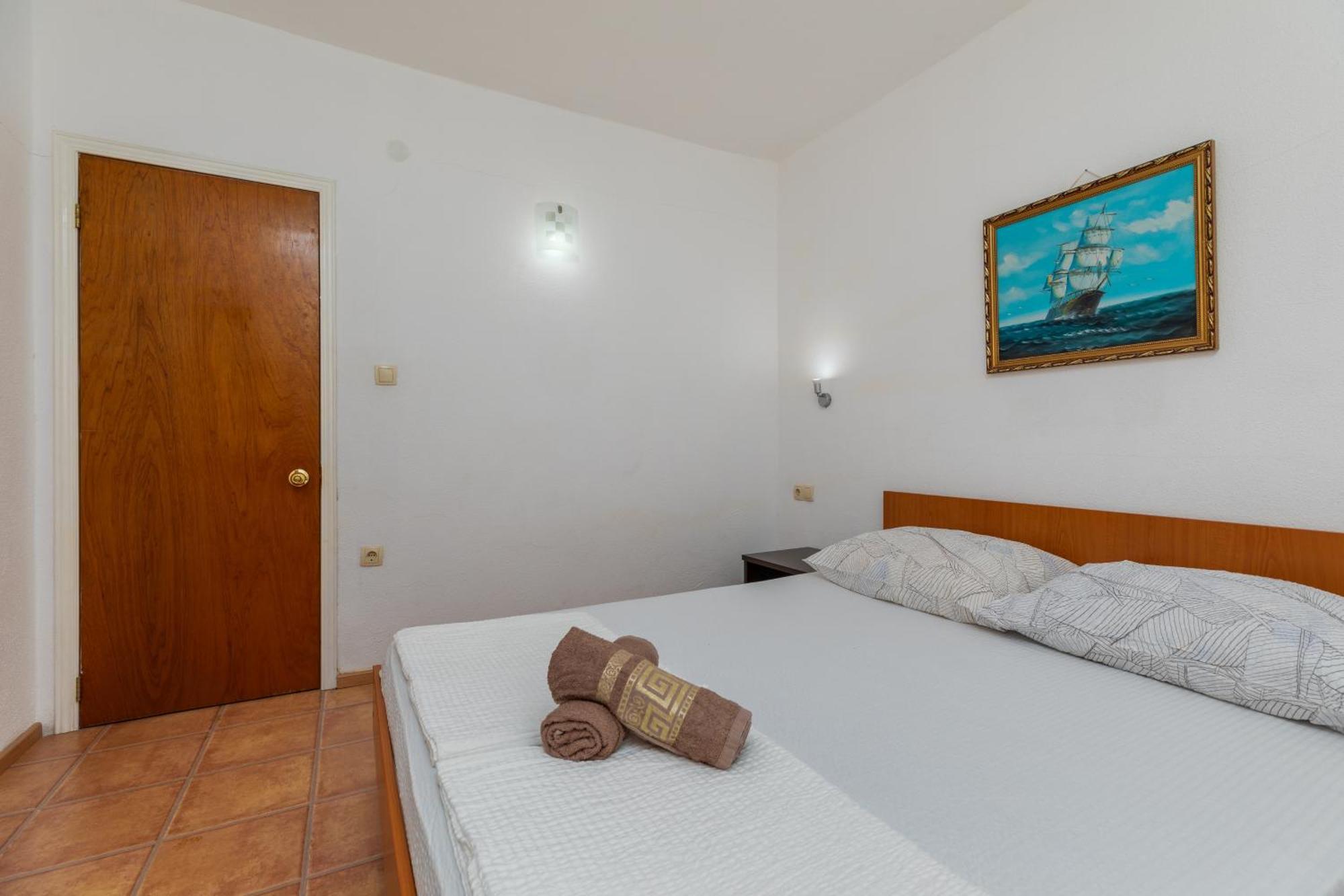 Apartments With A Parking Space Podaca, Makarska - 6050 Номер фото